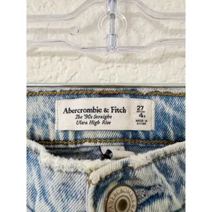 Abercrombie & Fitch The ’90s Straight Ultra High Rise Jeans Size 27/4R thumbnail 4
