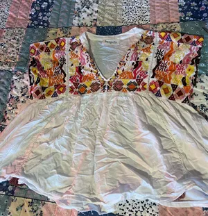 Embroidered boho top thumbnail 1