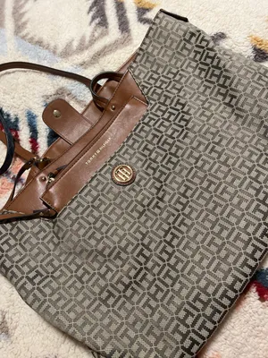 Tommy Hilfiger  thumbnail 1
