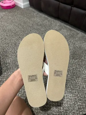 Tommy Bahama thumbnail 2