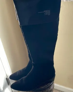 ShoeDazzle Elegant Black Women's Knee-High Boots thumbnail 1