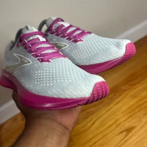 Brooks Levitate 5 “Gray Pink” 1203571B003 9W B NO BOX thumbnail 15