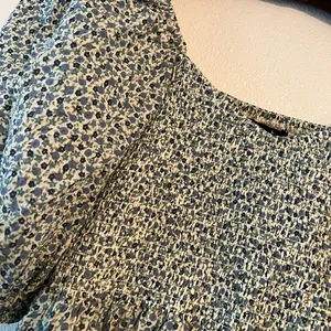{OPT} Anthropologie Brand New Floral Seersucker Dress thumbnail 2