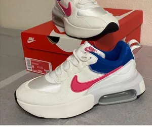 Nike Air Max Verona Size 8 thumbnail 1