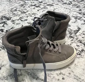 UGG Shoes thumbnail 7