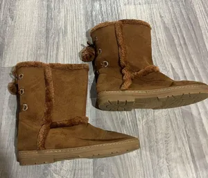 No Brand, Generic of Ugg Boots; Tan with Criss cross Bow with Pom Poms 9 Women’s thumbnail 4