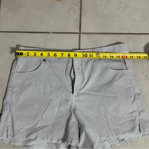 Aerie Women Ribbed Cut Off Gray Curdoroy Shorts Size Large‎ thumbnail 7