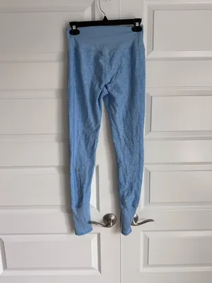 Alo High-Waist Alosoft Lounge‎ Legging size Medium in Heathered Sky thumbnail 6
