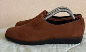 Rockport Brown Suede Women’s Shoes size 7 like new condition thumbnail 1