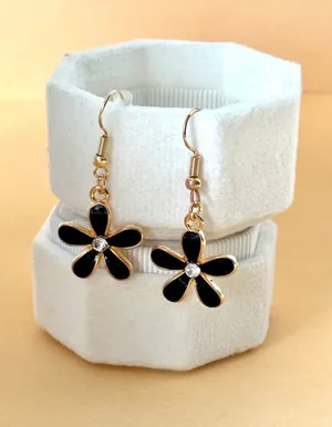 Black Flower Earrings thumbnail 1