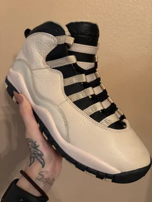 Air Jordan 10 Retro Premium GG ‘Heiress' thumbnail 2