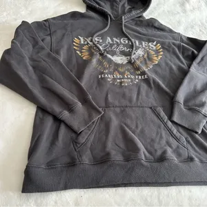 Hollister Graphic Oversized Hoodie Women’s Size Small thumbnail 4