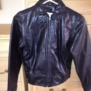 Liz Claiborne Leather Jacket. BNWOT. Mint! Sz P. thumbnail 2