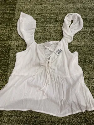 ‼️NWT‼️ white sleeveless blouse thumbnail 1