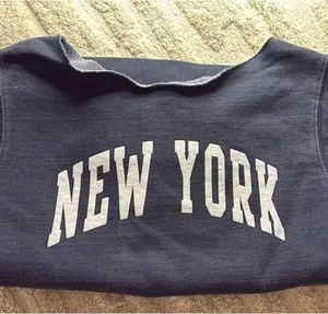 Brandy Melville Sweatshirt Off-The-Shoulder Navy thumbnail 2