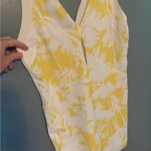 Zara Collection Tropical Print Mini Dress thumbnail 4