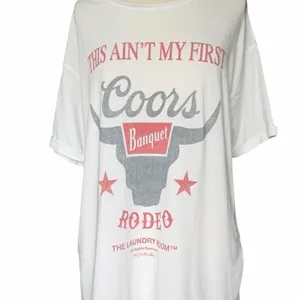 The Laundry Room Coors Banquet Rodeo Graphic Oversized Tee White Womens SM NWOT thumbnail 3