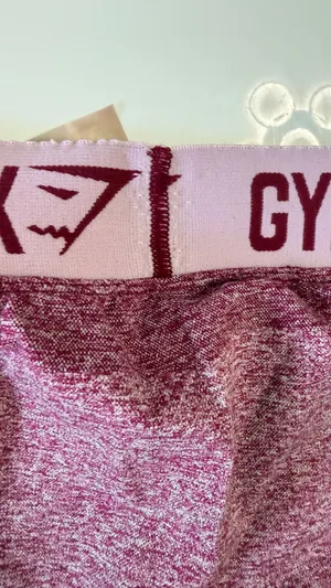 gymshark flex set in heathered maroon 🎀 size small thumbnail 9