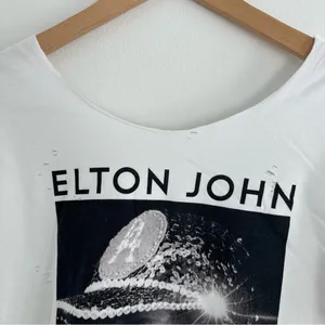 Elton John off the shoulder T-Shirt thumbnail 3
