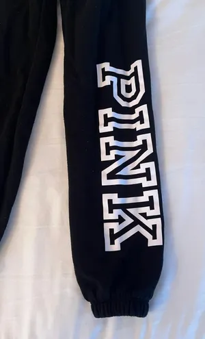 PINK Victoria’s Secret Sweatpants thumbnail 2