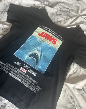 vintage Jaws movie poster tee thumbnail 3