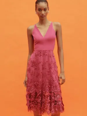 Dress The Population Darleen V-Neck 3D Floral Appliqué Midi Dress Size XXL thumbnail 4