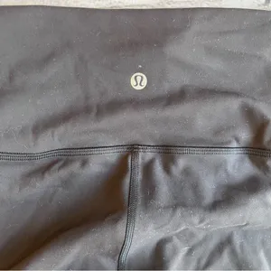 Lululemon Women’s Black Crop Leggings High-Rise Size 6 Athletic Athleisure EUC thumbnail 13