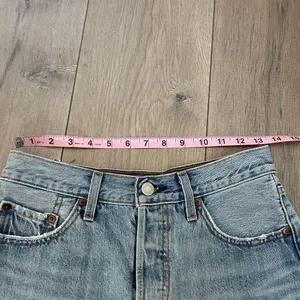 Levi's 501 cutoff button fly shorts size 25 womens distressed READ thumbnail 5