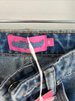 Edikted Flare Jeans thumbnail 8