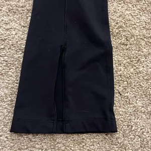 TNA action split‎ flare legging high rise XS Aritzia Black thumbnail 3