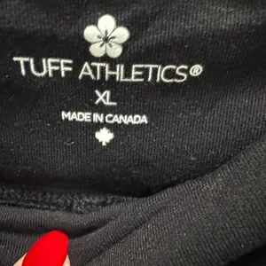 Tuff‎ Athletics Black Cropped Leggings thumbnail 2