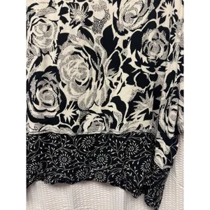 Women Draper and Damons PXL Rayon Black Off White‎ Floral Button Pullover Blouse thumbnail 10