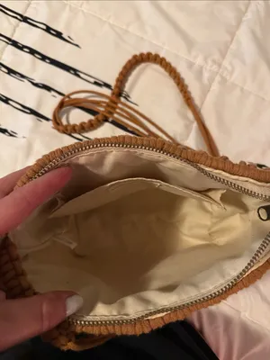 Universal Threads Woven Straw Crossbody Bag with Brown Macramé Overlay thumbnail 3