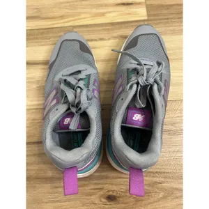 New‎ Balance Fresh Foam Shoes Womens Size 6 Gray Purple Teal Running Sneaker thumbnail 2