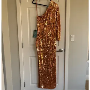 Mac Duggal 10788‎ One Sleeve High Slit Sequined Dress - Size 10 - Copper - NWT thumbnail 7