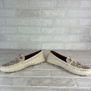 COACH Tea Rose Crosby Loafer Driver Flats Womens 8 Chalk Leather Floral Applique thumbnail 12