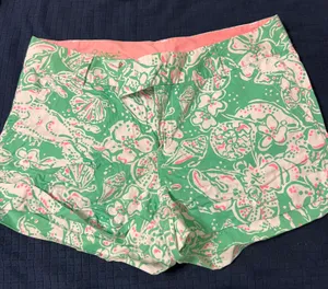 Lilly Pulitzer Barclay Shorts thumbnail 1
