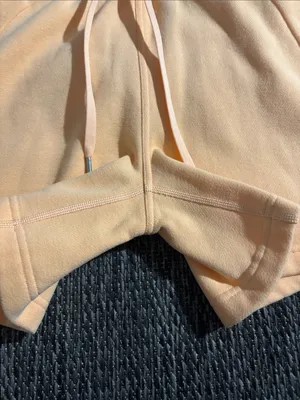 Lululemon Scuba High Rise Short 5” Light Cotton Terry Peach Bellini Size 4 thumbnail 3