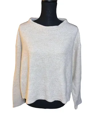 Roundneck 3/4 Sleeve Sweater thumbnail 1