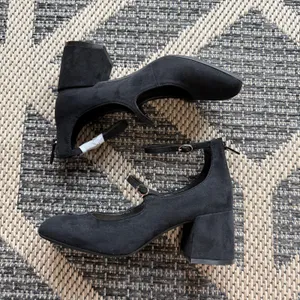 On 34th Women's Tonii Mary Jane Ankle-Strap Pumps Size 7 thumbnail 2