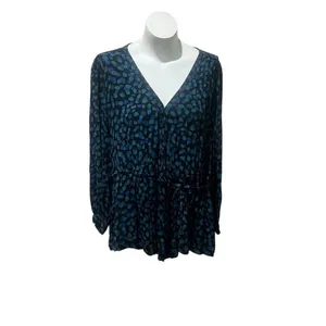 Free Assembly Women's 2XL Polka Dot Pleated Shoulder Wrap Blouse thumbnail 5