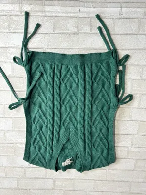 She & Sky Vintage Inspired Cable Knit V-Neck Side Tie Sweater Vest - Green thumbnail 2