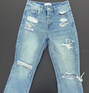 Vervet by Flying Monkey.  Jeans Distressed. 25 thumbnail 1