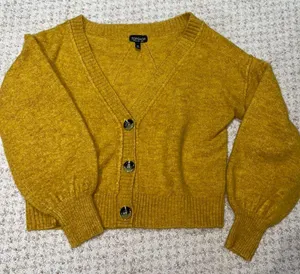 Sweater Size 4 thumbnail 1