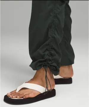 Lululemon Lightweight Adjustable Mid-Rise Cargo Pants thumbnail 6