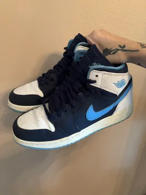 Air Jordan 1 Retro High GS 'Chris Paul' thumbnail 6