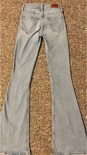 Hollister flare jeans  thumbnail 2