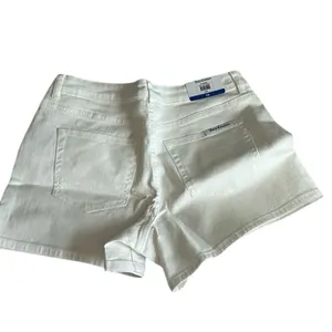 Juicy Couture White Denim Jean shorts, Size 10, 4” inseam, NWT thumbnail 3