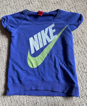 Nike Purple Short Sleeve Sweatshirt Medium thumbnail 1