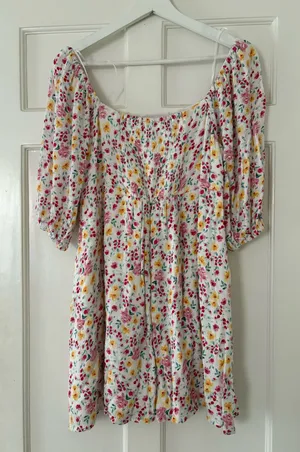 Francesca's Floral Dress Mini thumbnail 1